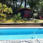 Spacieuse Avec Piscine Chauffee, Jardin Et Terrasse A Petit-piquey - Fr-1-736-9 * Леж-Кап-Ферре