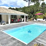 Spacieuse Avec Piscine Chauffee, Jardin Et Terrasse A Petit-piquey - Fr-1-736-9 Леж-Кап-Ферре