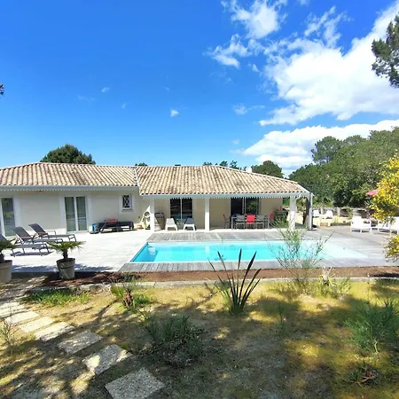 Vila Spacieuse Avec Piscine Chauffee, Jardin Et Terrasse A Petit-piquey - Fr-1-736-9 Lège-Cap-Ferret