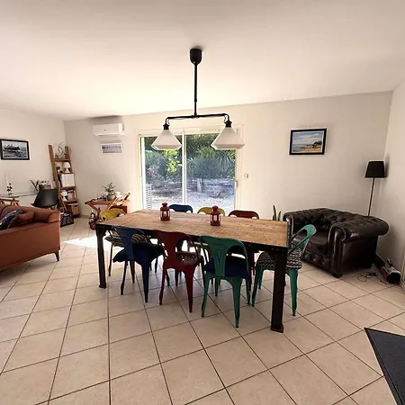 Spacieuse Avec Piscine Chauffee, Jardin Et Terrasse A Petit-piquey - Fr-1-736-9 * Lège-Cap-Ferret