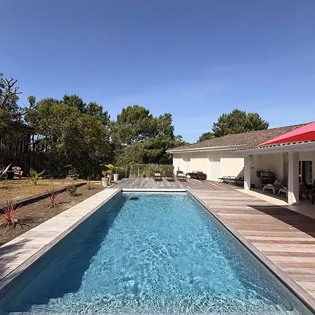Spacieuse Avec Piscine Chauffee, Jardin Et Terrasse A Petit-piquey - Fr-1-736-9 Lège-Cap-Ferret
