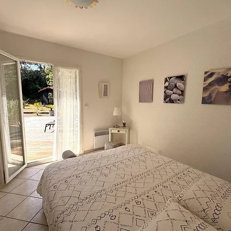 Vila Spacieuse Avec Piscine Chauffee, Jardin Et Terrasse A Petit-piquey - Fr-1-736-9 Lège-Cap-Ferret
