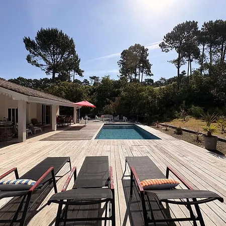 Spacieuse Avec Piscine Chauffee, Jardin Et Terrasse A Petit-piquey - Fr-1-736-9 Vila Lège-Cap-Ferret